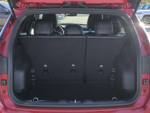 New 2025 Jeep Compass Latitude image 13