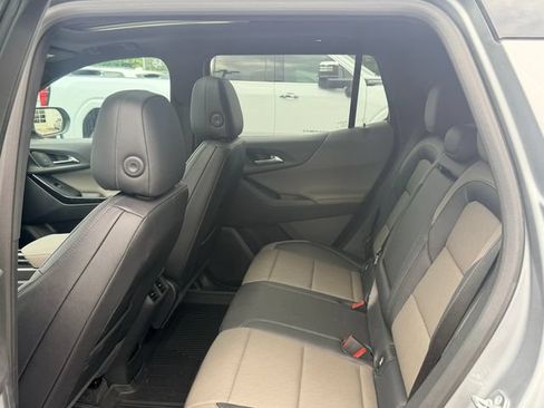 Used 2025 Chevrolet Equinox LT w/ Convenience Package II FWD image 14