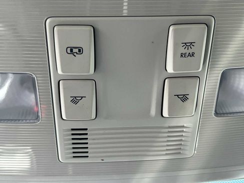 Used 2019 Volkswagen Jetta S FWD image 22