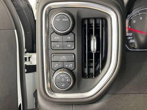Certified 2022 Chevrolet Silverado 1500 LT AWD/4WD image 13
