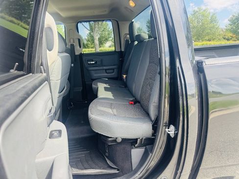Used 2017 RAM 1500 Big Horn RWD image 12