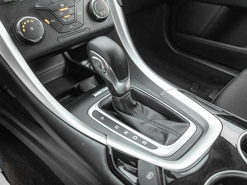 Used 2013 Ford Fusion SE FWD image 19
