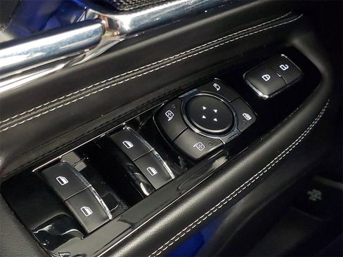 Used 2020 Lincoln Corsair Reserve w/ Equipment Group 201A image 15