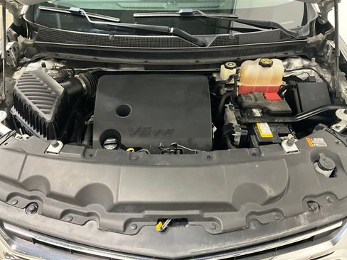 Used 2018 Chevrolet Traverse LT AWD/4WD image 11