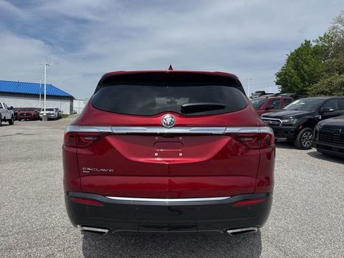 Used 2024 Buick Enclave Premium AWD/4WD image 5