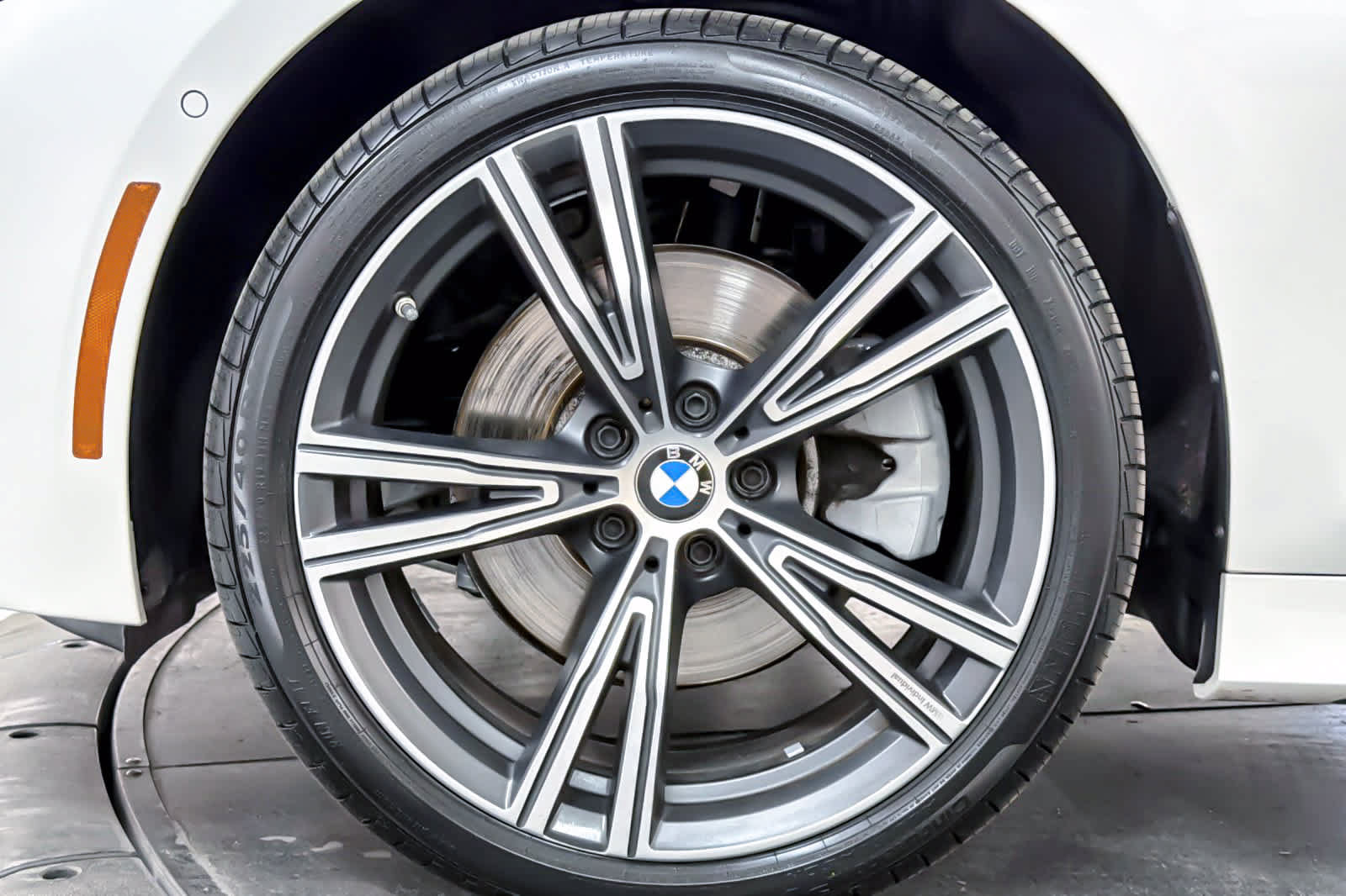Used 2024 BMW 330i xDrive Sedan w/ Convenience Package AWD/4WD image 26