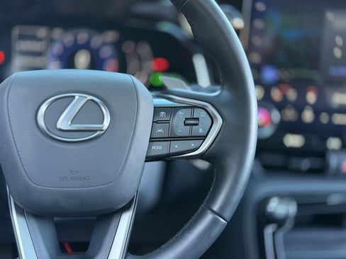 Used 2025 Lexus NX 250 FWD w/ Premium Package image 45