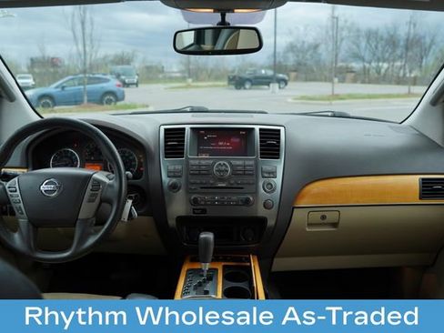 Used 2014 Nissan Armada Platinum w/ Platinum Reserve Package RWD image 20