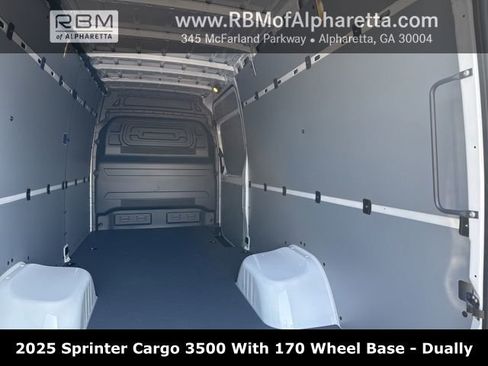 New 2025 Mercedes-Benz Sprinter 3500 image 37