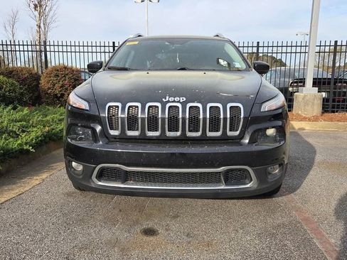 Used 2016 Jeep Cherokee Limited w/ Luxury Group image 2