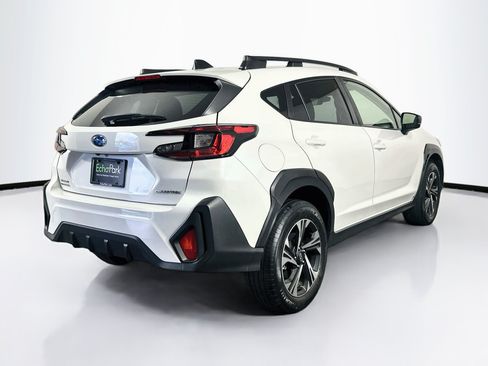 Used 2024 Subaru Crosstrek 2.0i Premium w/ Crosstrek Mirror Package AWD/4WD image 9