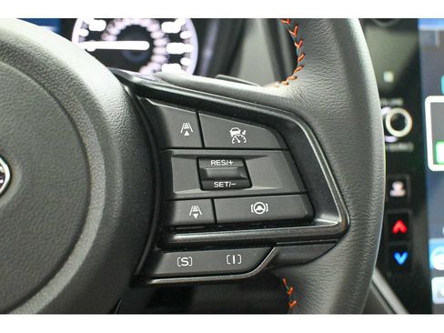 Used 2025 Subaru Crosstrek 2.5i Limited w/ Crosstrek Mirror Package AWD/4WD image 26