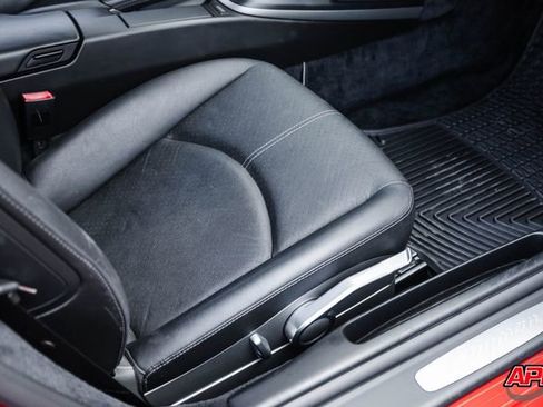 Used 2011 Porsche Cayman image 61