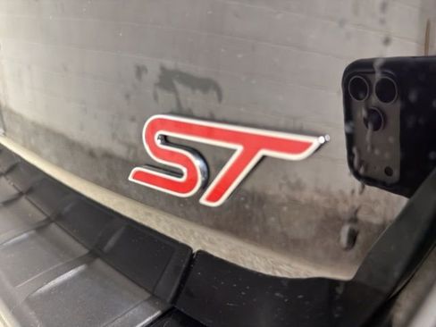 Used 2025 Ford Explorer ST AWD/4WD image 29