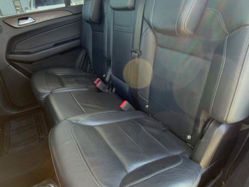 Used 2017 Mercedes-Benz GLS 450 4MATIC image 45