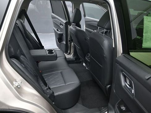 New 2026 Nissan Rogue Platinum image 36