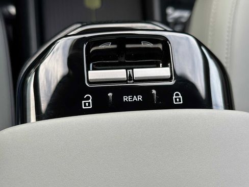 New 2026 Volvo EX30 Ultra image 30