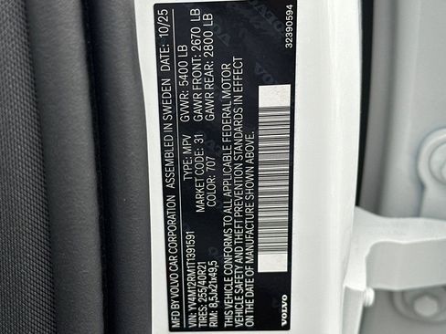 New 2026 Volvo XC60 B5 Ultra w/ Climate Package AWD/4WD image 27