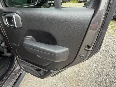 Used 2025 Jeep Wrangler Unlimited Sport S 4xe AWD/4WD image 20