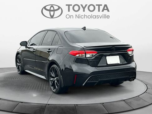 Used 2022 Toyota Corolla SE image 4