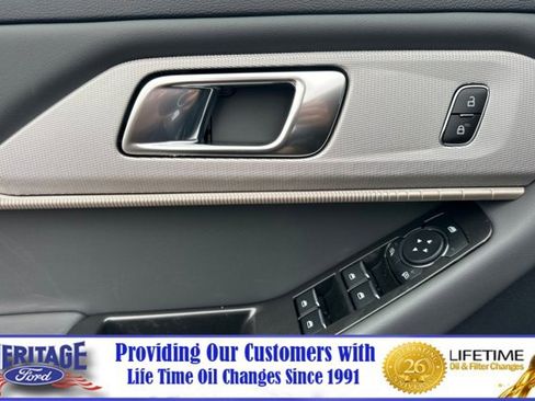 New 2026 Ford Explorer Active image 11