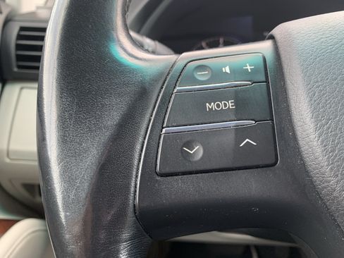 Used 2010 Lexus RX 350 2WD image 18