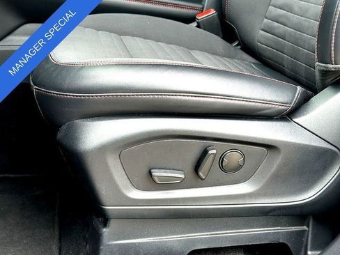 Used 2025 Ford Explorer ST-Line AWD/4WD image 12