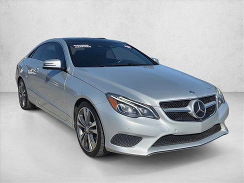 Used 2017 Mercedes-Benz E 400 Coupe image 3