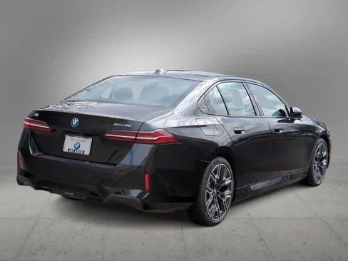 New 2025 BMW i5 xDrive40 w/ M Sport Package image 8