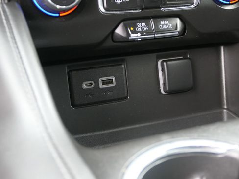 Used 2022 Chevrolet Tahoe LS RWD image 24