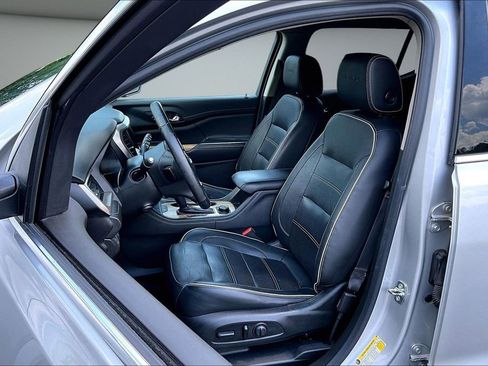 Used 2019 GMC Acadia Denali w/ Technology Package AWD/4WD image 21