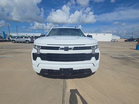 Used 2026 Chevrolet Silverado 1500 RST AWD/4WD image 2