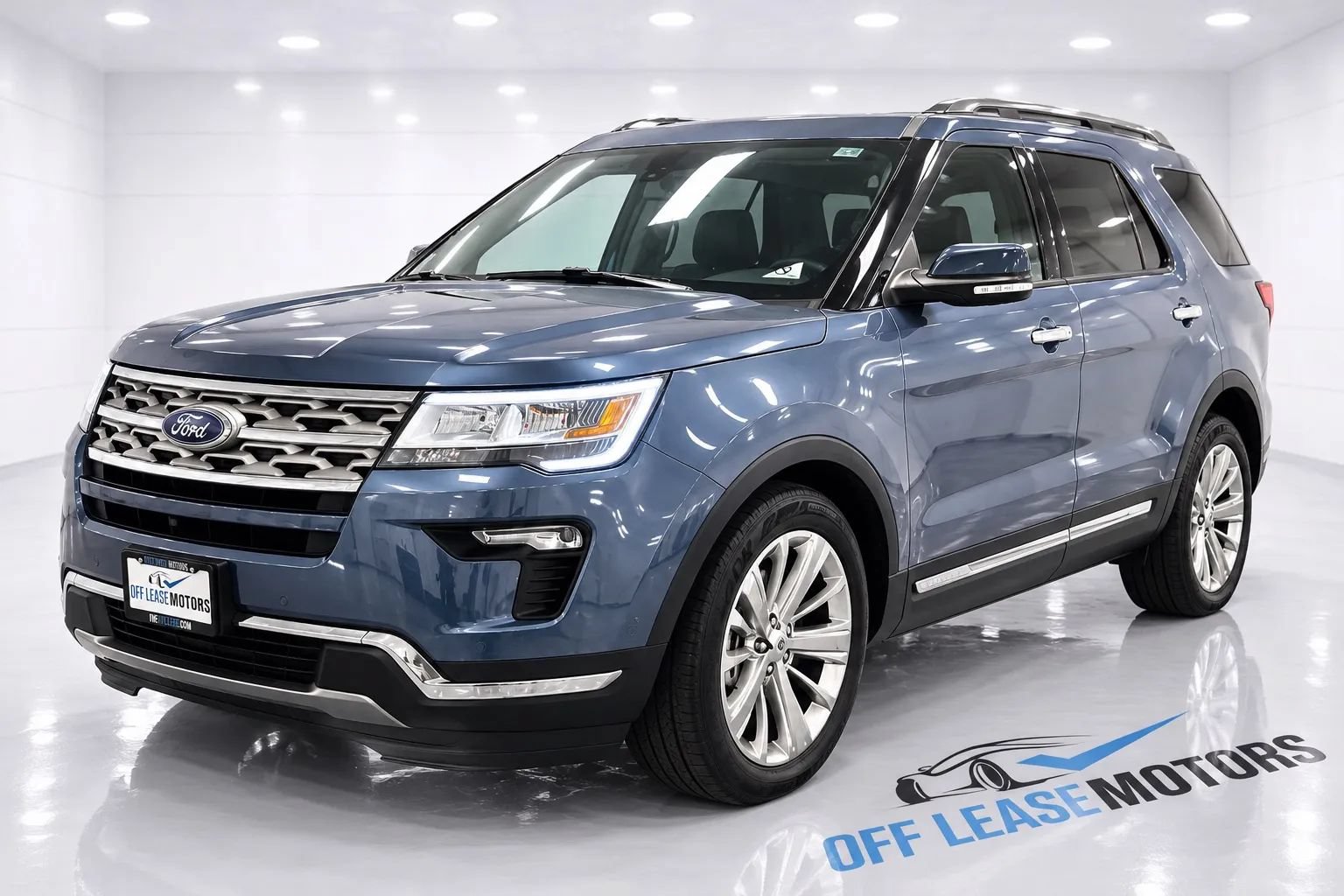 Used 2019 Ford Explorer Limited w/ Ford Safe & Smart Package FWD image 1