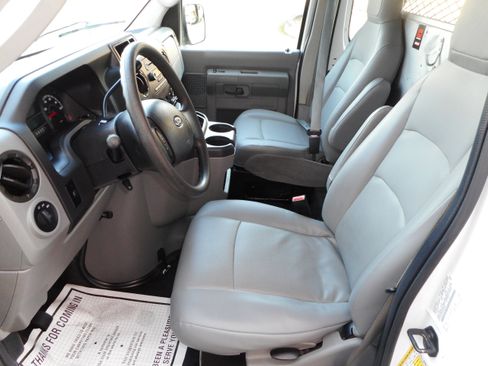 Used 2011 Ford E-250 and Econoline 250 w/ PWR Group image 13