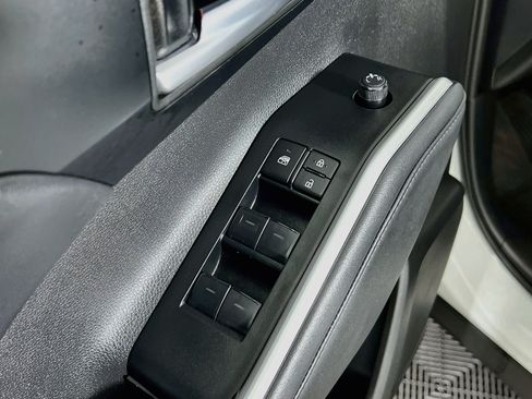 Certified 2026 Toyota Highlander XLE AWD/4WD image 19
