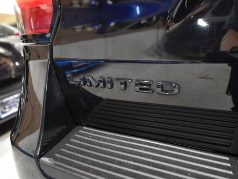 Used 2020 Ford Expedition Limited w/ Equipment Group 303A AWD/4WD image 8