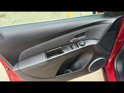 Used 2012 Chevrolet Cruze LT FWD image 7