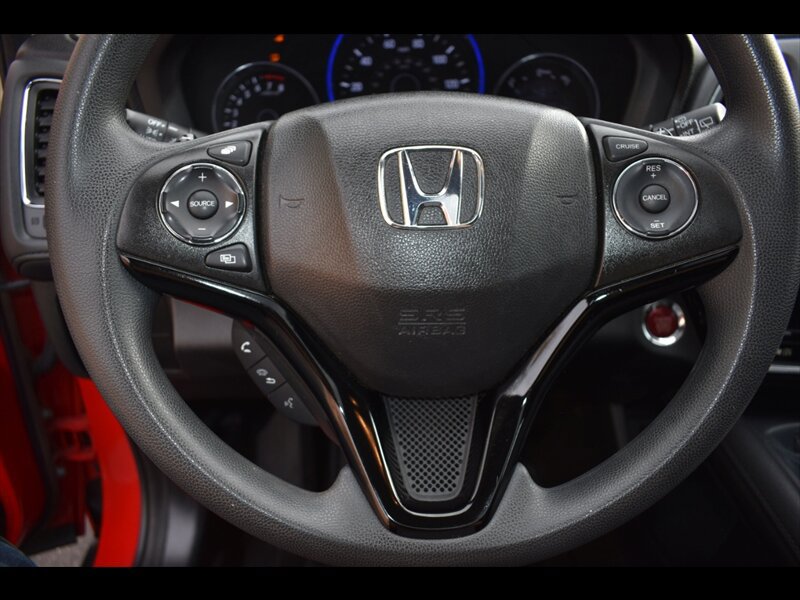 Used 2018 Honda HR-V EX image 13