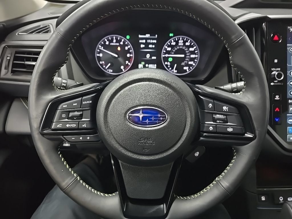 Used 2025 Subaru Ascent Bronze Edition AWD/4WD image 19