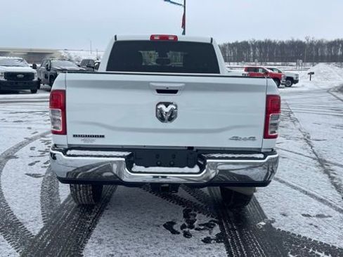 Used 2022 RAM 2500 Big Horn w/ Cold Weather Group image 5