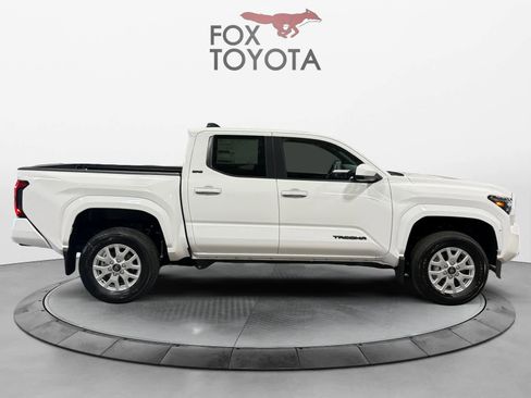 New 2026 Toyota Tacoma SR5 AWD/4WD image 6