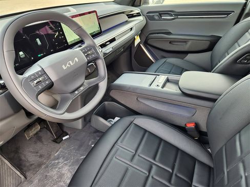 New 2026 Kia EV9 Land image 7