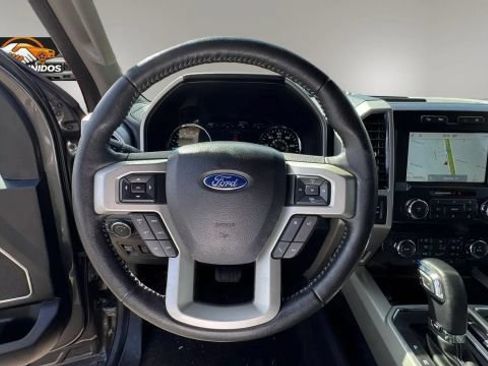 Used 2019 Ford F150 Lariat w/ FX4 Off-Road Package AWD/4WD image 11