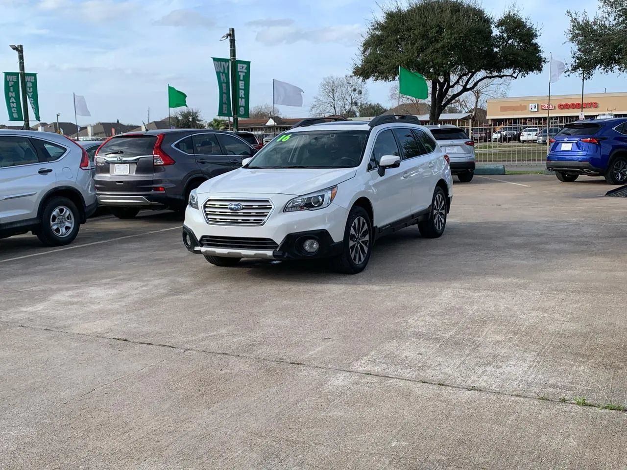 Used 2016 Subaru Outback 2.5i Limited AWD/4WD image 4
