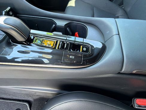 Certified 2025 Toyota Crown Signia Limited w/ Advanced Technology Package image 13