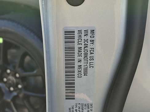 New 2026 Jeep Compass Latitude AWD/4WD image 16