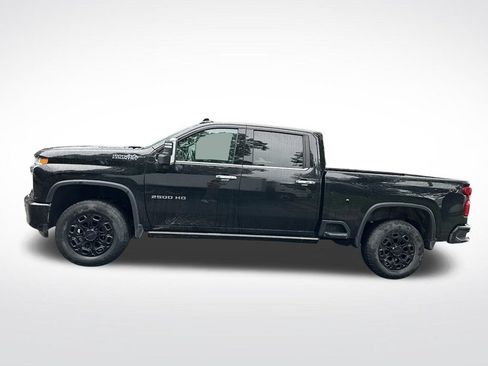 Used 2022 Chevrolet Silverado 2500 High Country w/ Z71 Off-Road Package AWD/4WD image 2