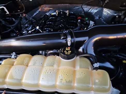 Used 2021 Ford Expedition Limited image 28