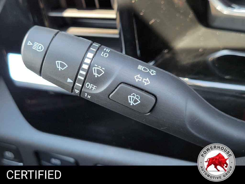 Used 2022 Chevrolet Silverado 1500 LT AWD/4WD image 31