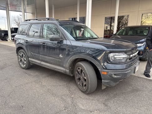 Used 2022 Ford Bronco Sport Outer Banks w/ Tech Package image 1